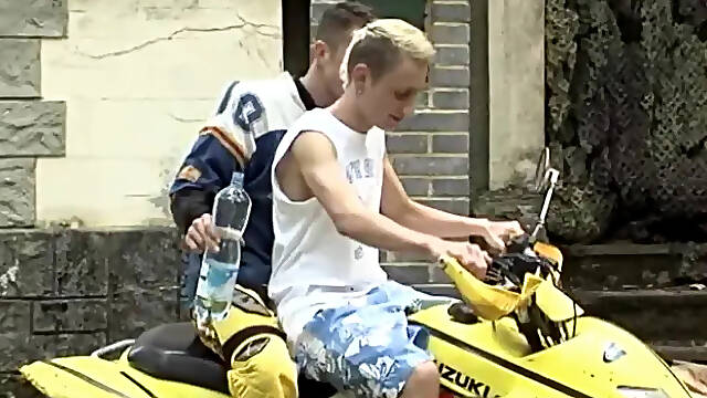 Rimming Session Between Two Twinks Gets Messy