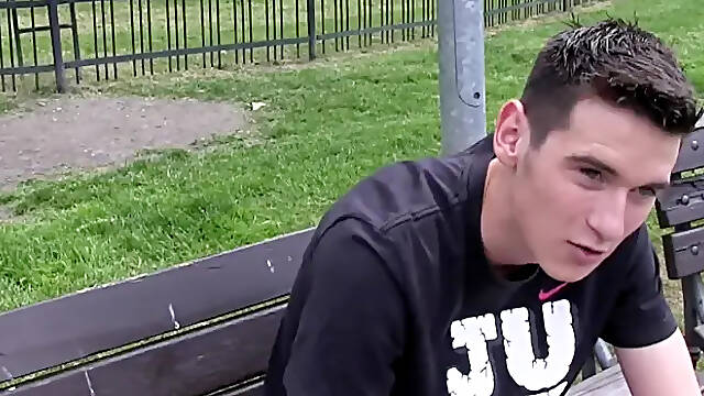 Czech Hunter: Wandering Hands in the Sunshine