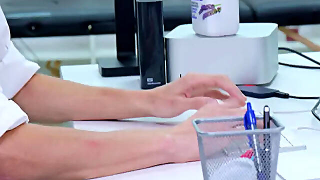 Blond-haired Masseur Timmy Delivers a Special Treatment