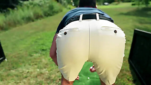 Bromo: Steeles Wood Tees Off Wild Lust