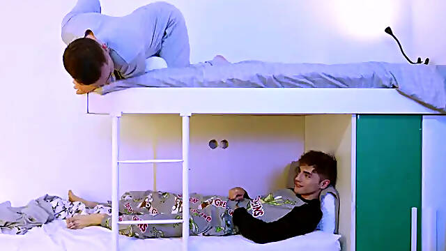 Pure gay lust, no turning back