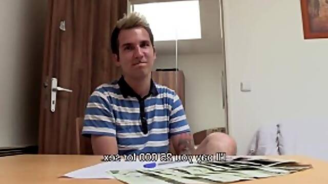 Debt Dandy: Very hot amateur finds irresistible masturbation