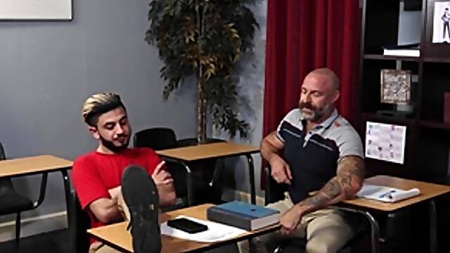 Family Creep: Older Daddys French Lessons