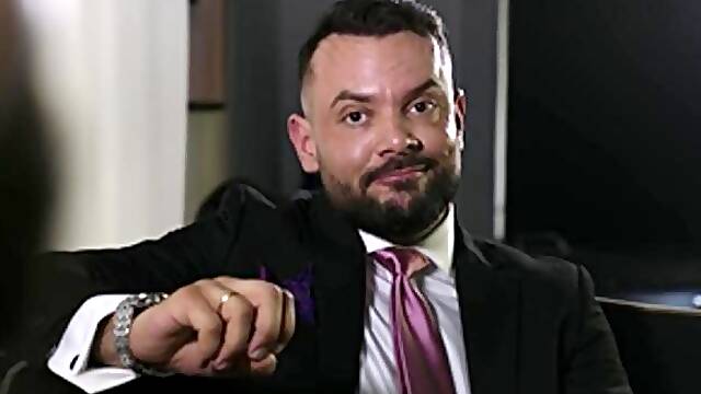 Menatplay: Rimming, Fucking, and Sucking at Pinstripe Realty