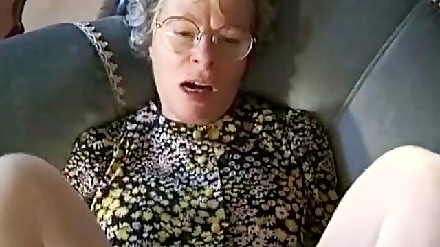 Granny to fuck