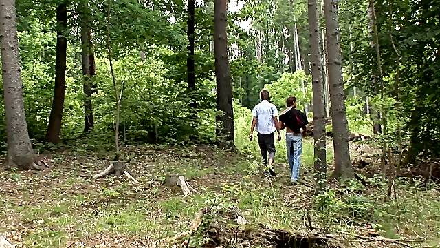 Gay sweethearts kissing and sucking each other off in the woods