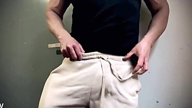 Heterosexual leaves the gym to film homo porn, playing with a banana in his mouth and picking his booty like a faggot.