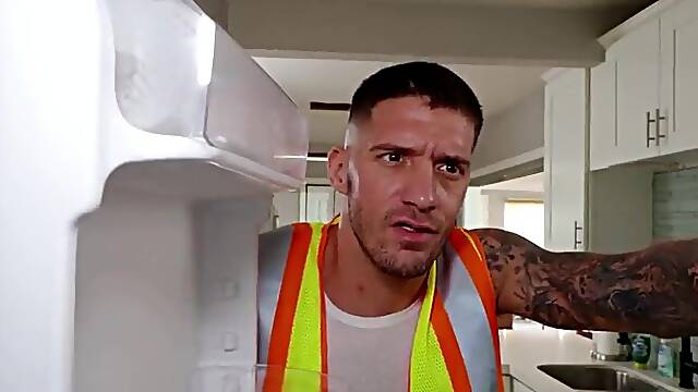 Homosexual Contractors Suck & Screw