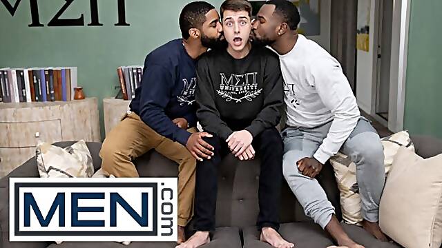 CHAPS - Denzel Welcomes His Fresh Roommate Joey Mills In The Most good Way By Screwing His Twink Butt