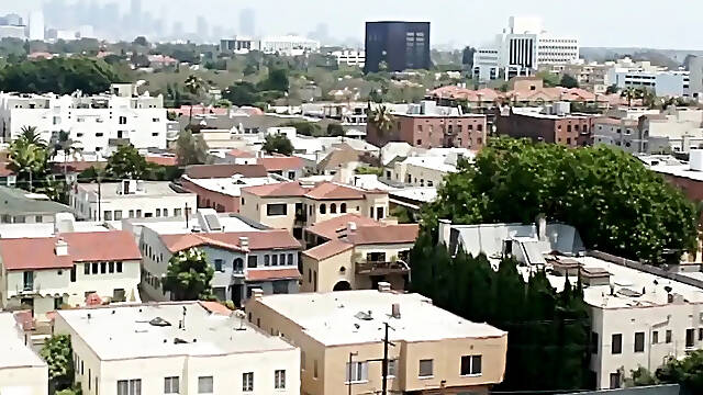 Lesbo love - cunt treatment