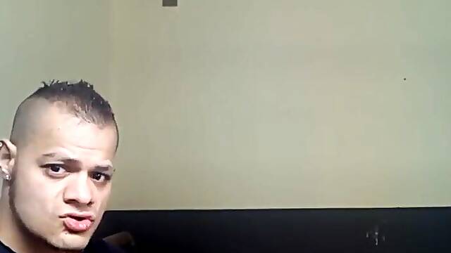 HOMO PUBLIC JERKING OFF