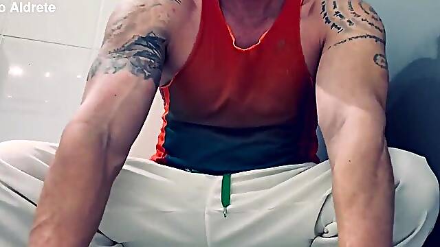 Marco Aldrete es un hot chacal mexicano en porno homo