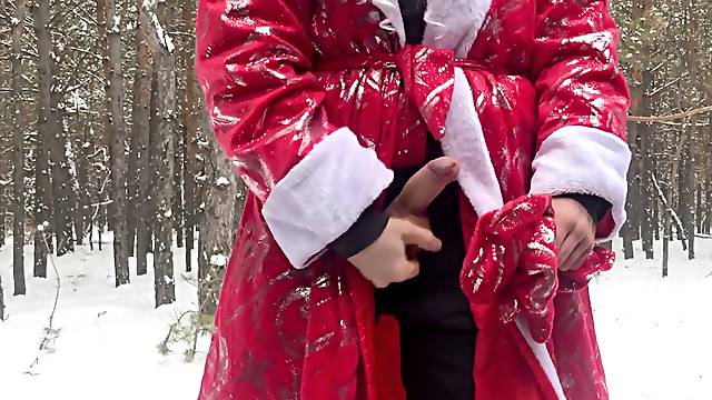 Russian SANTA CLAUS makes Gifts for homosexuals