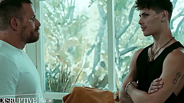 Hitchhiker CYRUS STARK Picked Up & banged By Creepy Muscle otter CYRUS STARK - DisruptiveFilms