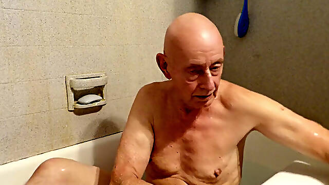 Have fun time in the bath. wife is at work!