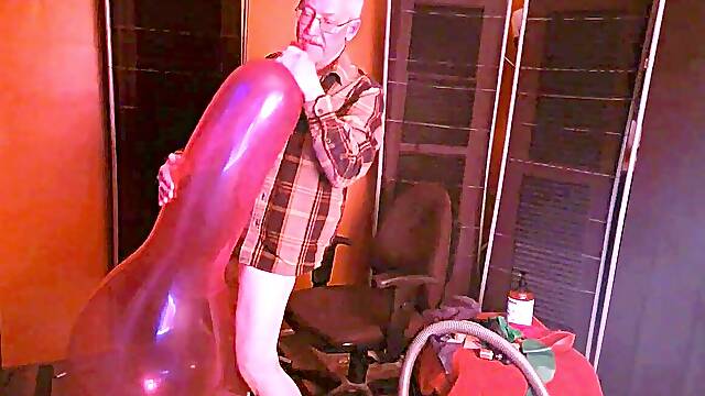 136) daddy smashes thick Blimp Balloon (and pops 2 more)