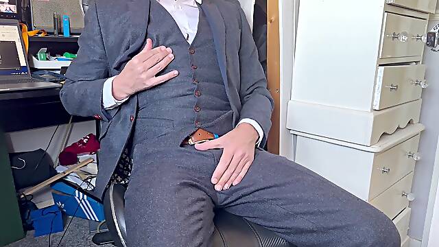 Wordy & Vocal, masturbating while suited and booted, just follow orders