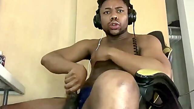 Goony Bate While watching pornography (Bateboi.rx)