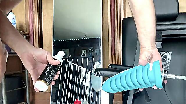 Used Friendly playthings Bloomer on Kong screw Machine.love the sounds my ManCunt makes with it.Fisted myself led to a bit of pissing