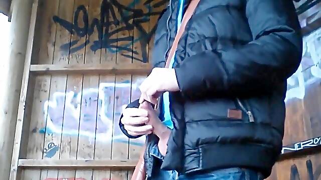 German guy Public Park masturbate And spunk