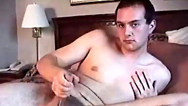 Lucky Johnson masturbates Off