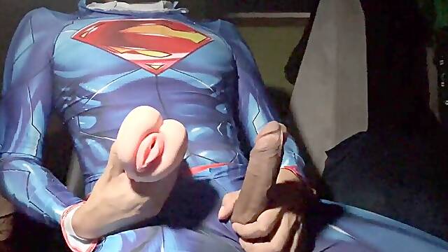 Superman pulverizing with toy&amp;period;