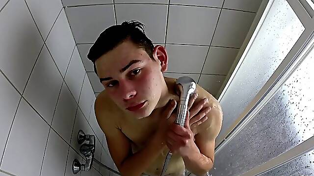 Firts time with uber-cute boy Roger Cossey with huge dick and uber-cute round caboose