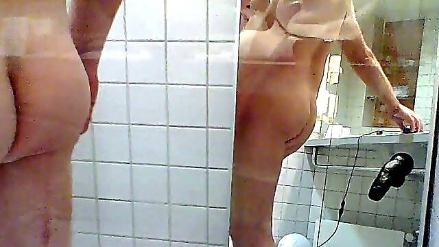 A relaxing culo pummel in a hotel in Dresden