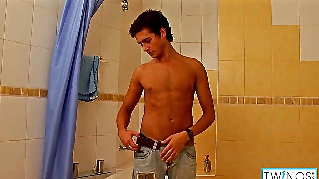 Kinky twink Joshua D Strokes His Stiff Dick In The shower!