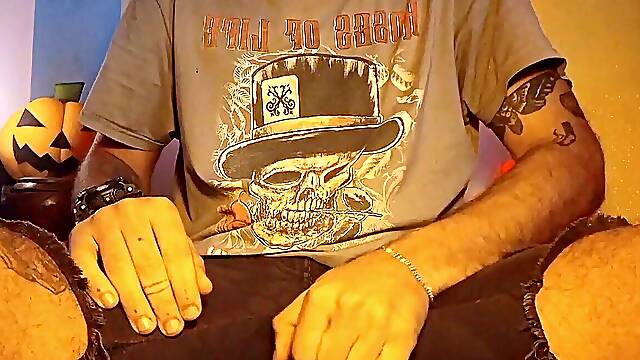 Pov HALLOWEEN TRICK OR TREAT �� BANANAXXXBOY JERK OFF THROUGH THE HOLE OF torn cut-offs AGAIN�� #2