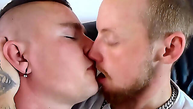 Molten gay kissing with Leo & Jc