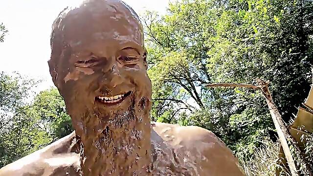 Silky mud perceive
