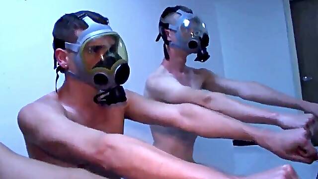 Queer muscle military bang teaching the new Recruits