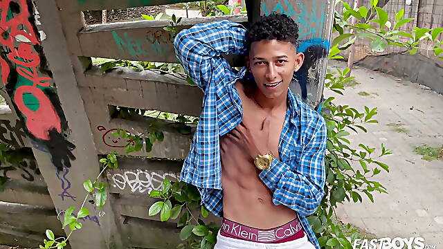 Marcus Brown - Handjob Casting