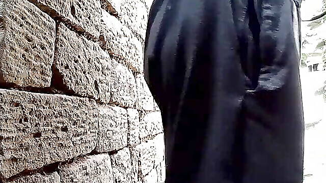 Biggest red penis 11