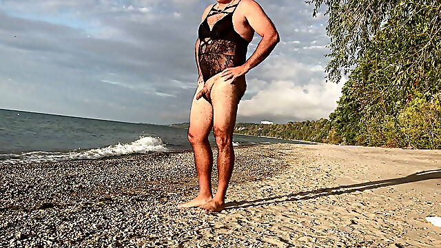 Warm day at the beach in Toronto