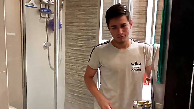 First Hetero Twink Walks in to the Shower and Get Ready for the Group Session