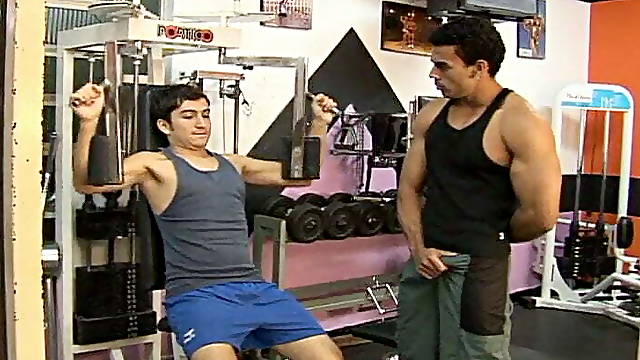 Two sexy twinks fuckign in exhin outdoor, special straight dudes curious 4