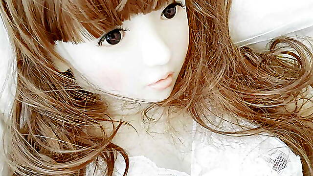 LOVE DOLL TSUBASA White lingerie and pink net tights