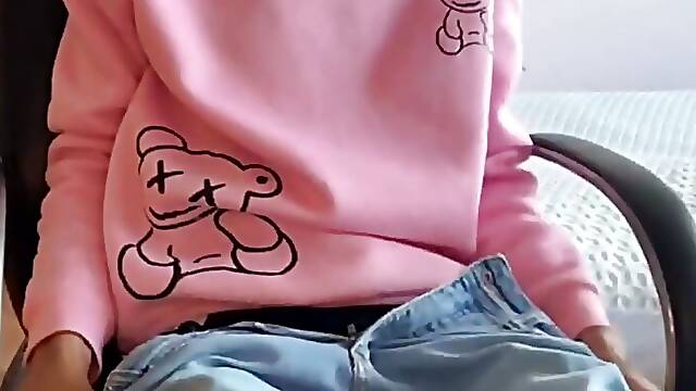 I Masturbated with My Massager I Bought Until I Enjoyed Liters of Milk