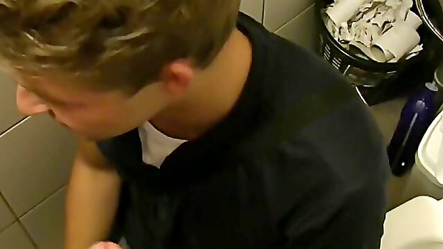 TWINKPOP - He Spotted A Cute Dude &amp; He Is Willing To Offer Him A Lot Of Money To Drill His...