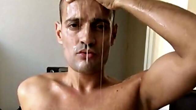 My body stinks of drool, piss and cum