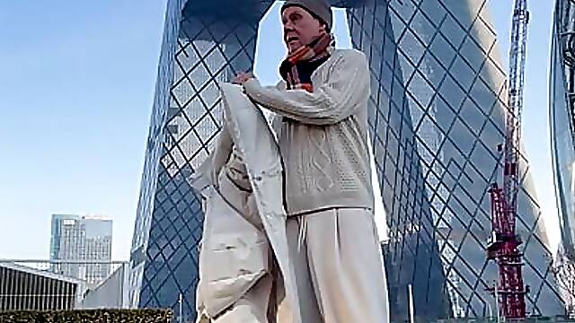 Beijing or naked Holger striptease