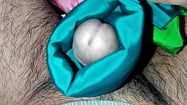 Satin silk handjob porn - Masturbation and cum on satin dress (118)