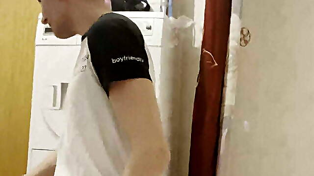 Anal retractor and prolapse in close-up and my prolapse