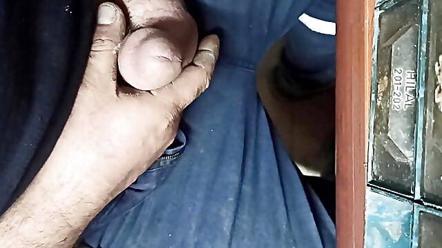 Masculer Bear Turkish Daddy Masturbates Under the Table in the Office