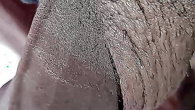 LOOK AT THE SIZE OF THIS THING, VERY BIG