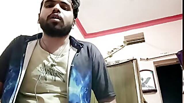 A Indian boy feel the Fucking In train.