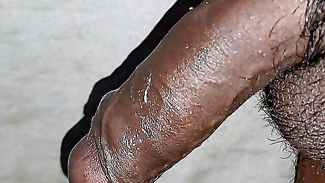 Amateure Indian Hot Boy Doing Masturbation Solo Gay Cumshot by Cute Girl.