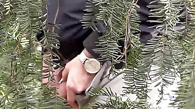 This College Student Is Short Of Money, Luckily He Meets A Horny Guy Who Wants To Get Fucked -...